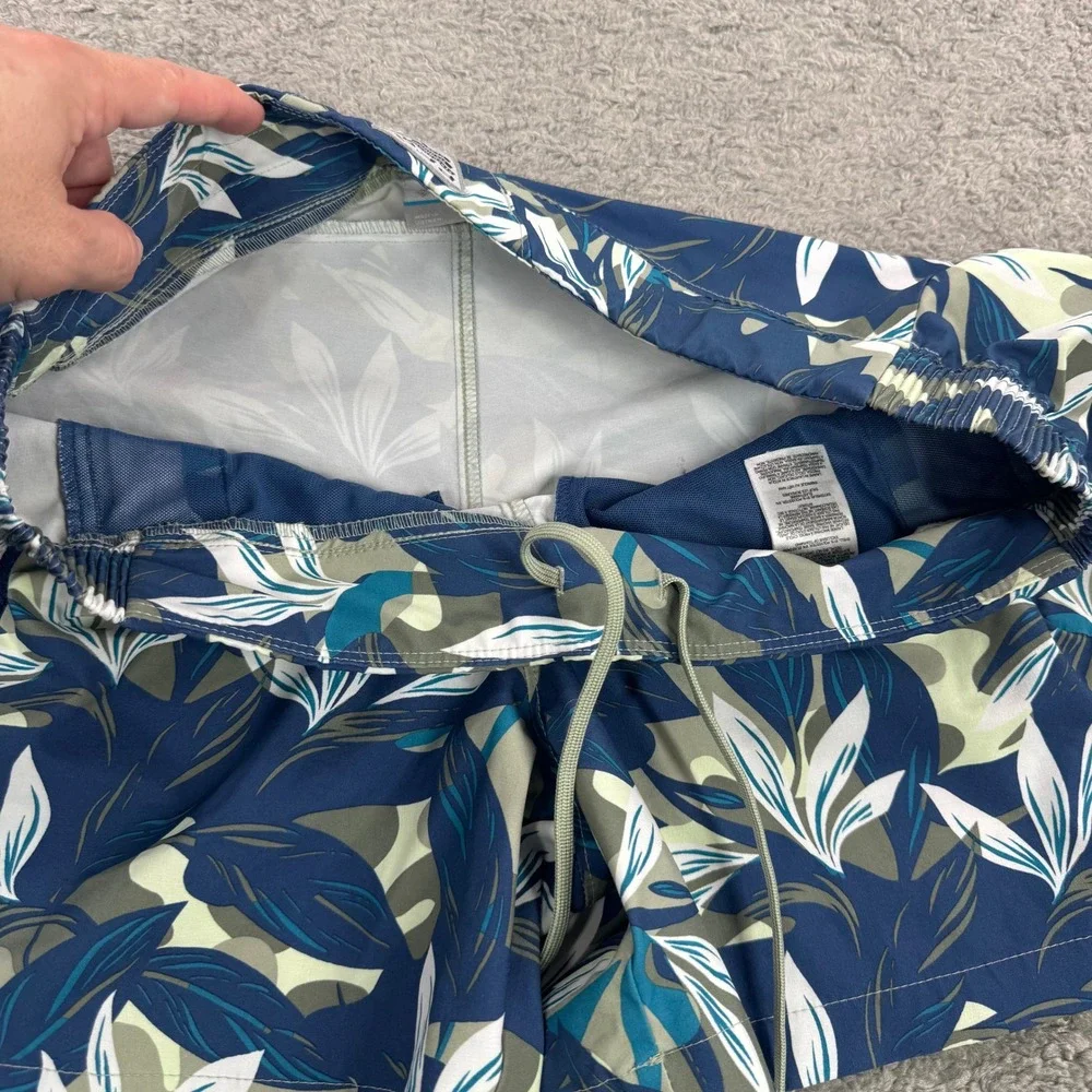 Columbia PFG Womens Tropical Floral Camo Fishing Shorts Navy Blue FL0116 Large